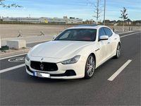 Gebraucht Maserati Ghibli 275 PS (202 kW) 2014 Weiß Limousine