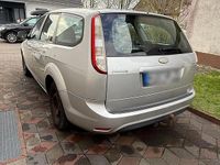Gebraucht Ford Focus Ambiente 109 PS (80 kW) 2008 Grau Kombi