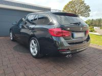 Gebraucht BMW 320 Sport Line 190 PS (139 kW) 2017 Schwarz Kombi