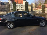 Gebraucht BMW 318 Lifestyle 143 PS (105 kW) 2011 Schwarz Limousine
