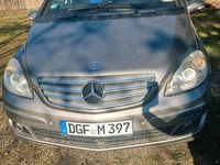 Gebraucht Mercedes B200 131 PS (96 kW) 2006 Grau Van / Kleinbus