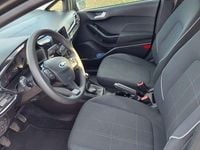 Gebraucht Ford Fiesta Cool & Connect 71 PS (52 kW) 2018 Grau Kleinwagen