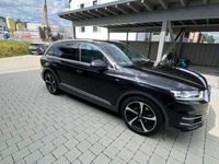 Używany Audi Q7 Ambiente 272 KM (200 kW) 2018 Czarny SUV