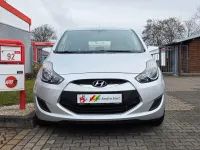 Gebraucht Hyundai ix20 90 PS (66 kW) 2012 Silber Kleinwagen