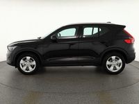 Neu Volvo XC40 163 PS (119 kW) 2025 Schwarz SUV