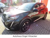 Gebraucht Peugeot 2008 Allure 131 PS (96 kW) 2020 Schwarz SUV