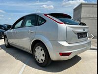 Brugt Ford Focus Style 80 HK (58 kW) 2009 Sølv Sedan