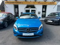 Gebraucht Mercedes A200 156 PS (114 kW) 2012 Suedseeblau Kleinwagen