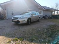 Gebraucht Ford Mondeo 163 PS (119 kW) 2011 Silber Kombi