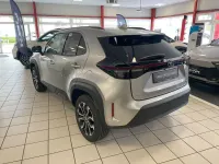Gebraucht Toyota Yaris Cross 131 PS (96 kW) 2025 Silber SUV
