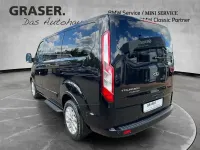 Gebraucht Ford Tourneo Titanium 150 PS (110 kW) 2023 Schwarz Van / Kleinbus