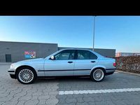 Gebraucht BMW 320 Sport Line 150 PS (110 kW) 1997 Grau Limousine