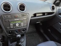 Gebraucht Ford Fusion 75 PS (55 kW) 2006 Rot Kleinwagen