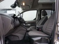 Gebraucht Ford Tourneo Titanium 120 PS (88 kW) 2019 Pyritsilber metallic Van / Kleinbus