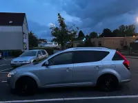 Używany Kia Ceed 109 KM (80 kW) 2009 Szary Hatchback