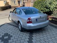Gebraucht VW Passat 150 PS (110 kW) 2002 Silber Limousine