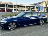 Używany BMW M550 Shadowline 462 KM (339 kW) 2017 Niebieski Sedan/Limuzyna