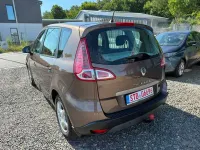 Gebraucht Renault Scénic III Expression 110 PS (80 kW) 2011 Braun Van / Kleinbus