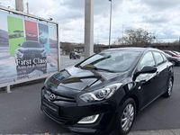 Gebraucht Hyundai i30 99 PS (72 kW) 2013 Schwarz Kombi