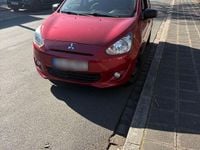 Gebraucht Mitsubishi Space Star 71 PS (52 kW) 2015 Rot Kleinwagen