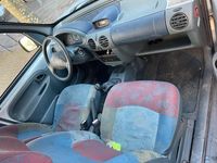 Gebraucht Renault Kangoo 60 PS (44 kW) 2000 Grau Van / Kleinbus