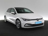 Gebraucht VW Golf VIII Active 150 PS (110 kW) 2022 Weiss / pure white Limousine