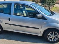 Gebraucht Renault Twingo 56 PS (41 kW) 2010 Grau Kleinwagen