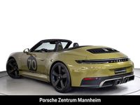 Neu Porsche 992 541 PS (397 kW) 2026 Gruen Cabrio