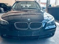 Gebraucht BMW 525 177 PS (130 kW) 2004 Schwarz Kombi