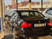 Gebraucht BMW 318 150 PS (110 kW) 2009 Blau Limousine