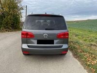 Gebraucht VW Touran Highline 140 PS (102 kW) 2012 Pepper grey metallic Van / Kleinbus