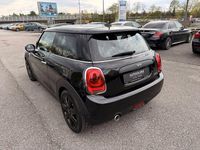 Second-hand Mini ONE 102 CP (75 kW) 2020 Negru Hatchback