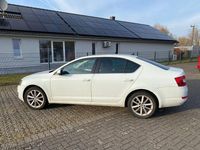 Second-hand Skoda Octavia Style 110 CP (80 kW) 2016 Alb Hatchback