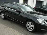 Gebraucht Mercedes E350 Avantgarde 231 PS (169 kW) 2011 Schwarz Kombi