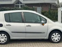 Gebraucht Renault Modus 88 PS (64 kW) 2004 Grau Van / Kleinbus