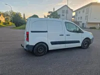 Gebraucht Peugeot Partner 90 PS (66 kW) 2008 Weiß Van / Kleinbus
