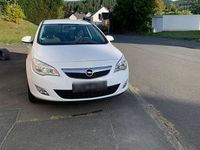 Gebraucht Opel Astra 116 PS (85 kW) 2011 Weiß Kombi