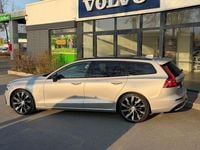 Gebraucht Volvo V60 Ultimate 197 PS (144 kW) 2023 Silber Kombi