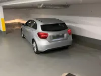 Gebraucht Mercedes A180 122 PS (89 kW) 2016 Silber Kleinwagen