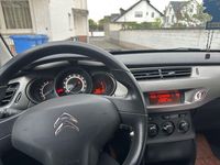 Gebraucht Citroën C3 Attraction 68 PS (50 kW) 2013 Weiß Limousine