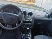 Gebraucht Ford Fiesta 69 PS (50 kW) 2005 Grün Kleinwagen