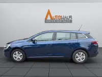 Gebraucht Renault Mégane Life 101 PS (74 kW) 2017 Blau Limousine