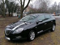Gebraucht Lancia Delta 120 PS (88 kW) 2009 Schwarz Kleinwagen
