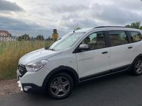 Gebraucht Dacia Lodgy Stepway 116 PS (85 kW) 2022 Weiß Van / Kleinbus