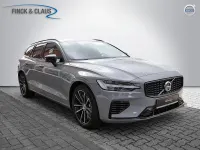 Neu Volvo V60 Plus 349 PS (256 kW) 2026 Grau Kombi