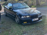 Gebraucht BMW 320 Cabriolet 150 PS (110 kW) 1995 Schwarz Cabrio