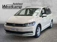 Neu VW Touran Edition 150 PS (110 kW) 2026 Gelb Van / Kleinbus