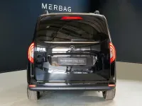 Gebraucht Mercedes T180 Edition 116 PS (85 kW) 2022 Schwarz Van / Kleinbus