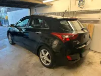 Gebraucht Hyundai i30 Premium 99 PS (72 kW) 2012 Schwarz Limousine