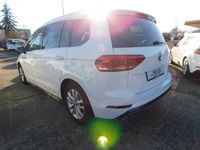Gebraucht VW Touran Highline 180 PS (132 kW) 2016 Weiß Van / Kleinbus